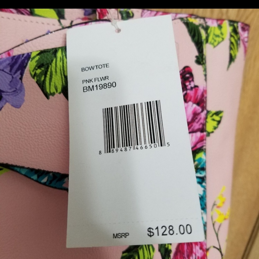 SOLD- Floral Betsey Johnson Large Tote/Crossbody! - Picture 4 of 7